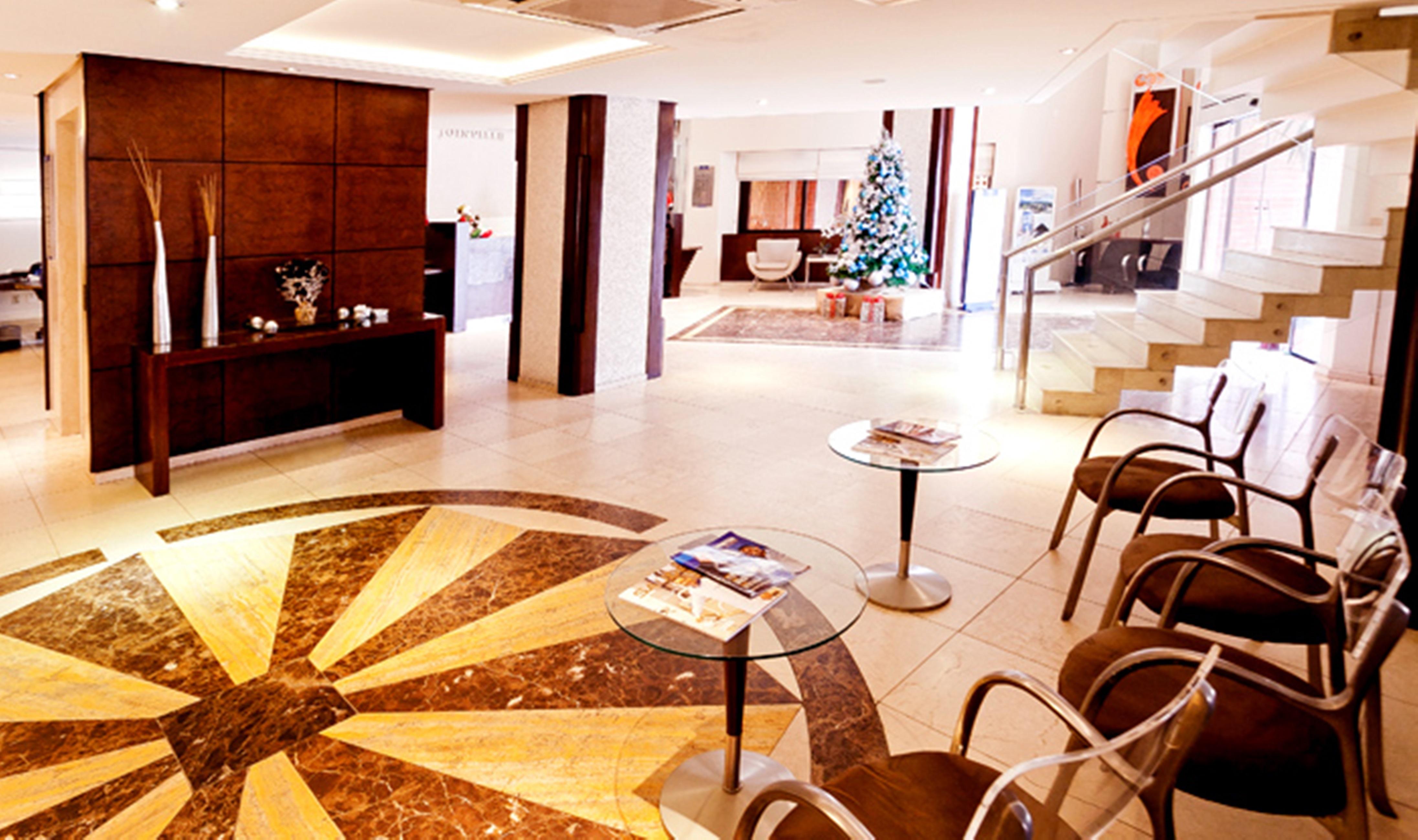 Blue Tree Towers Жоїнвіль Екстер'єр фото